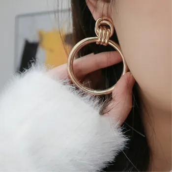 European & American Statement ZA Big Round Circle Drop Earrings for Women Ear Jewelry Simple Punk Metal Earring Brincos
European & American Statement ZA Big Round Circle Drop Earrings for Women Ear Jewelry Simple Punk Metal Earring Brincos