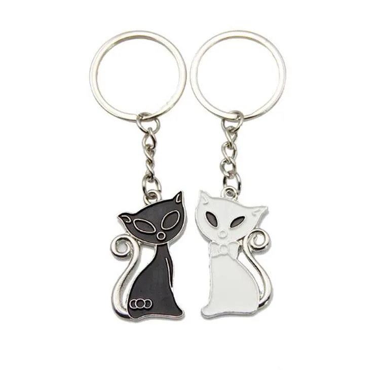 New Black and White Cat Couple Keychain Heart Key Ring Silver Plated Lovers Love Key Chain Souvenirs Valentine's Day Gift 17283
New Black and White Cat Couple Keychain Heart Key Ring Silver Plated Lovers Love Key Chain Souvenirs Valentine's Day Gift 17283