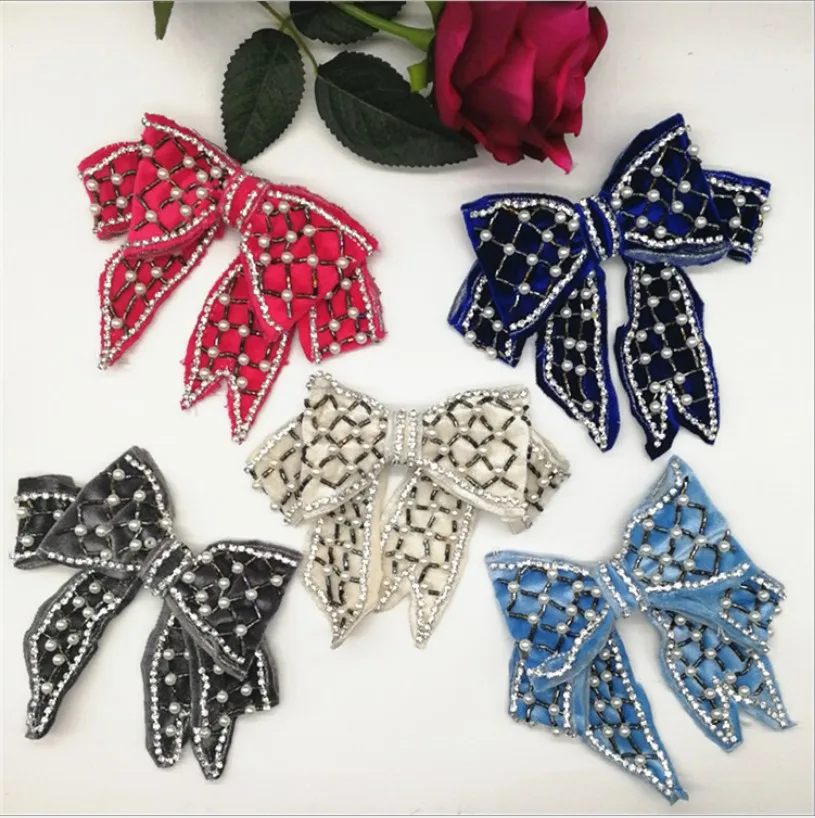 1Pcs Rhinestone beaded velvet bow Patch for Clothing Sewing on Beading Applique Clothes dress Bags Decoration Patch DIY Apparel
1Pcs Rhinestone beaded velvet bow Patch for Clothing Sewing on Beading Applique Clothes dress Bags Decoration Patch DIY Apparel