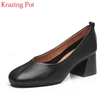 2018 New Fashion Genuine Leather High Street Fashion Square Toe Grandma Shoes High Heels Elegant Classic Mature Women Pumps L08
2018 New Fashion Genuine Leather High Street Fashion Square Toe Grandma Shoes High Heels Elegant Classic Mature Women Pumps L08