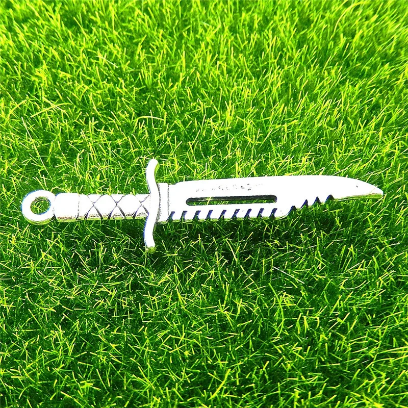 Graceangie 12pcs/lot Dagger Shape Jewelry Making Charms Private Design Wholesale Price Necklace Pendant Metal Small Finding
Graceangie 12pcs/lot Dagger Shape Jewelry Making Charms Private Design Wholesale Price Necklace Pendant Metal Small Finding