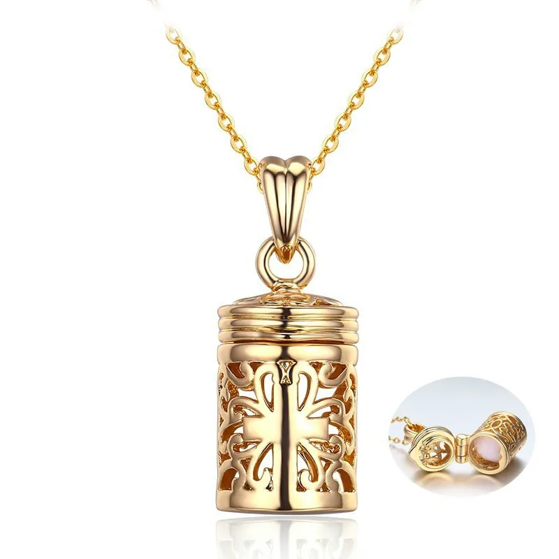 Retro Hollow Out Filligree Cross Perfume Bottle Essential Oil Diffuser Pendant Choker Necklace Women Pingente Gold Color Jewelry
Retro Hollow Out Filligree Cross Perfume Bottle Essential Oil Diffuser Pendant Choker Necklace Women Pingente Gold Color Jewelry