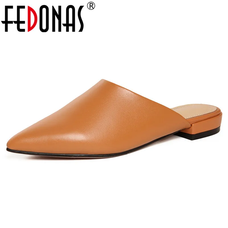 FEDONAS Rome Style Mules Shoes Woman Genuine Leather Low Heels Spring Autumn Pointed Toe Party Wedding Pumps Comfort Casual Shoe
FEDONAS Rome Style Mules Shoes Woman Genuine Leather Low Heels Spring Autumn Pointed Toe Party Wedding Pumps Comfort Casual Shoe