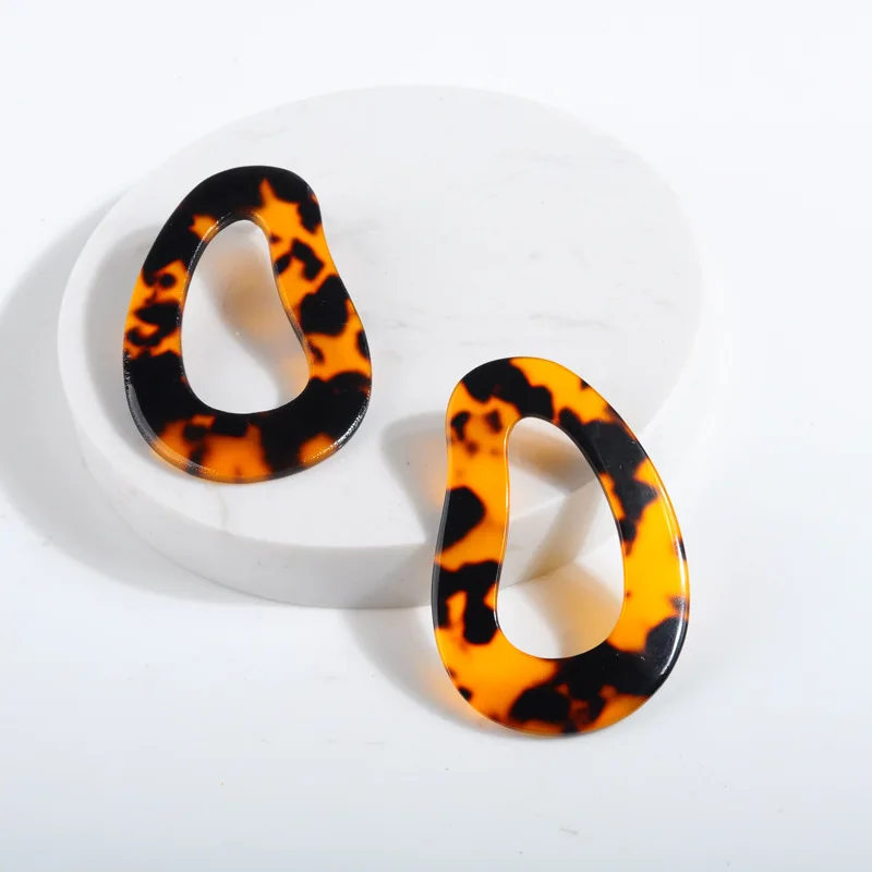 New fashion trend resin earrings Hypoallergenic Acetate Stud Earrings Simple Acrylic Plate Earrings For Women Stud Earrings Gift
New fashion trend resin earrings Hypoallergenic Acetate Stud Earrings Simple Acrylic Plate Earrings For Women Stud Earrings Gift