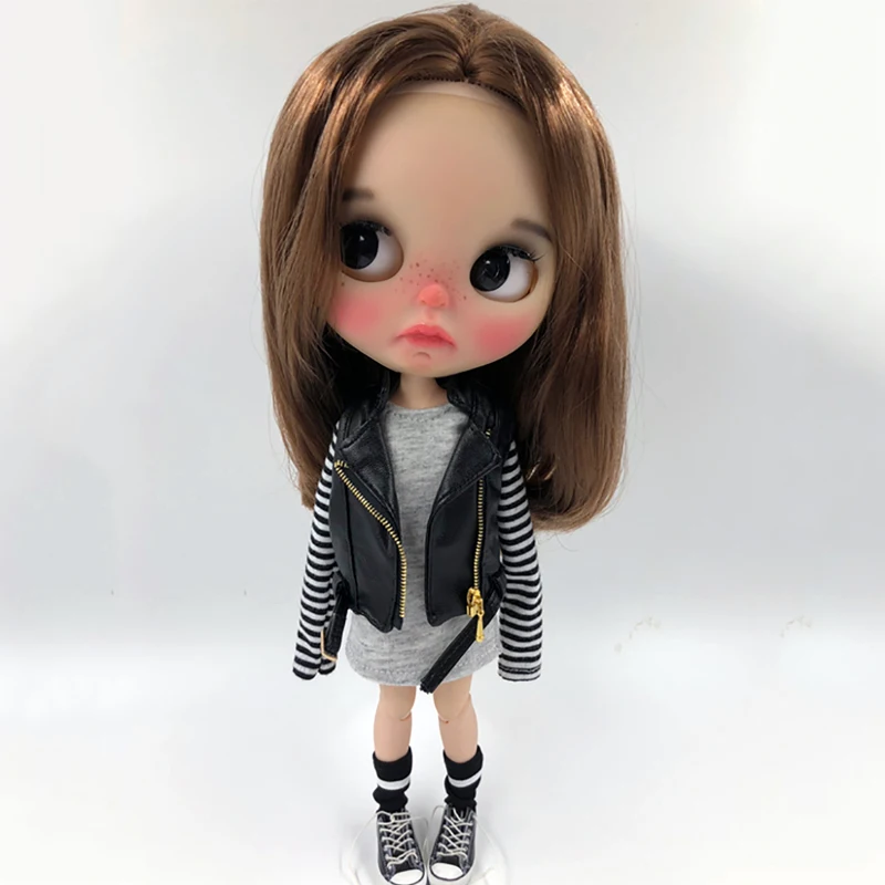 Blyth Doll Clothing Outfits Leather Coat and Long-sleeve T-shirt for blyth Azone S OB24 1/6 Doll Accessories for dolls
Blyth Doll Clothing Outfits Leather Coat and Long-sleeve T-shirt for blyth Azone S OB24 1/6 Doll Accessories for dolls