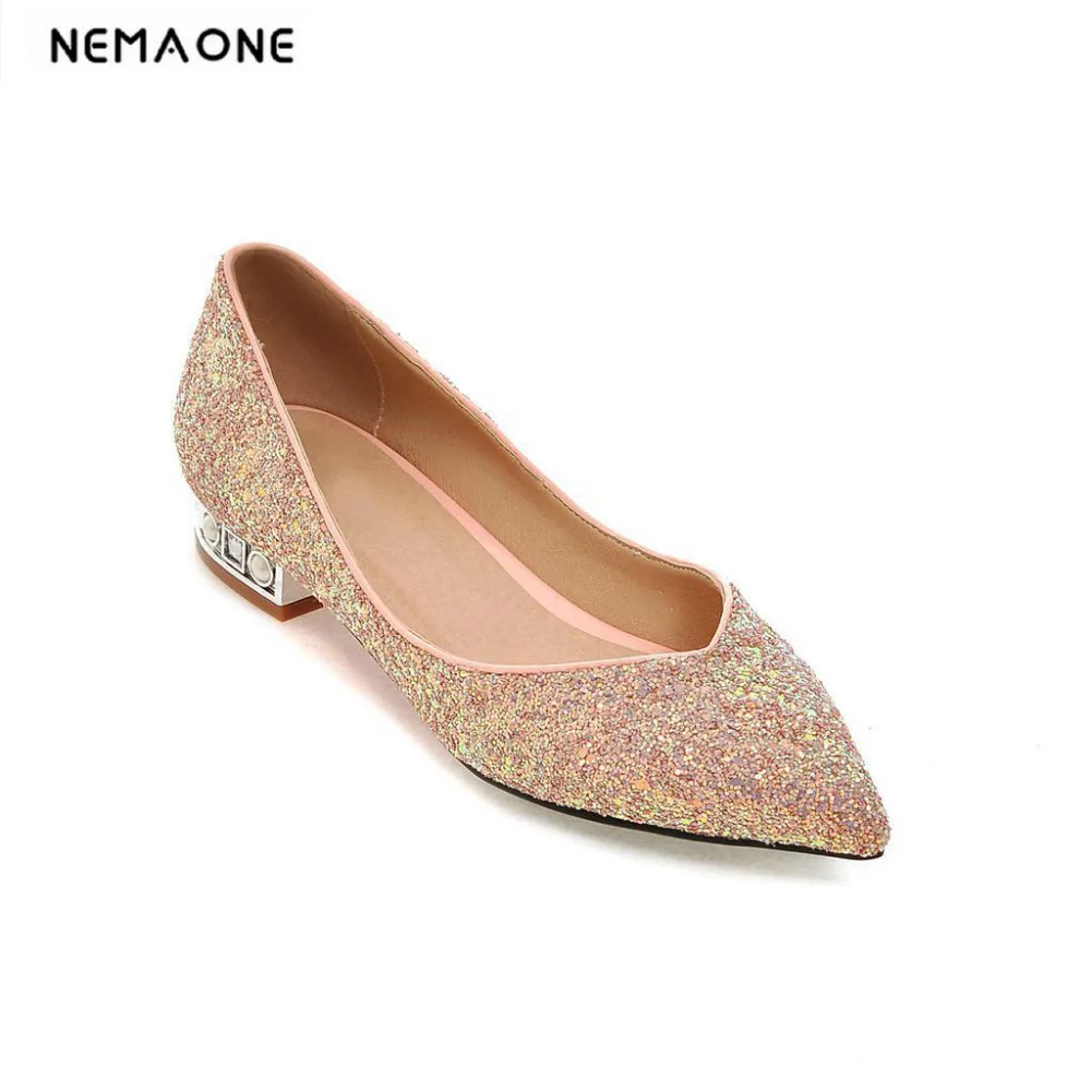 New fashion women shoes low heel casual shoes woman elegant bling poined toe dress shoes
New fashion women shoes low heel casual shoes woman elegant bling poined toe dress shoes