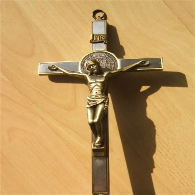 God Bless Standing Alloy Crucifix Jesus Holy Body Cross Christian Craft Good Friday Hanging Decoration Catholic Holy Article
God Bless Standing Alloy Crucifix Jesus Holy Body Cross Christian Craft Good Friday Hanging Decoration Catholic Holy Article