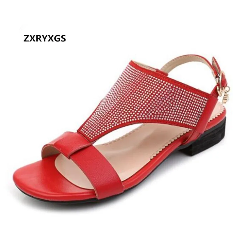 2019 Open Toe Soft Cowhide Rhinestone Sandals Summer Leather Sandals Low Heel Shoes Fashion Sandals Comfortable Women Sandals
2019 Open Toe Soft Cowhide Rhinestone Sandals Summer Leather Sandals Low Heel Shoes Fashion Sandals Comfortable Women Sandals