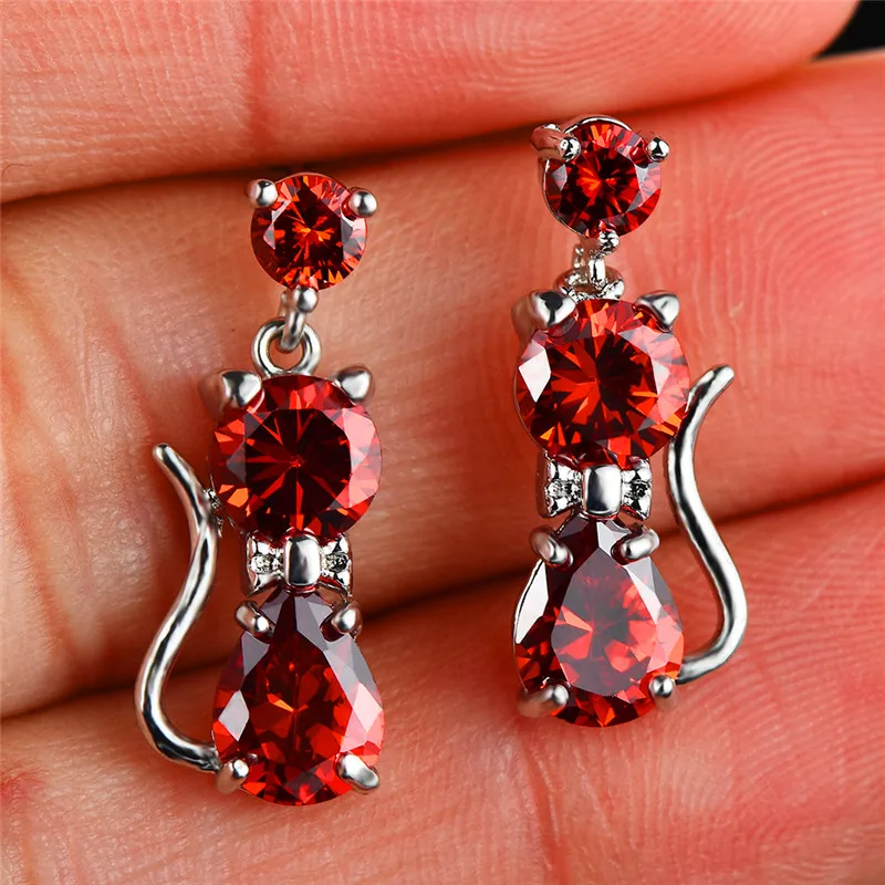 Cute Female Purple Red Stone Stud Earrings Silver Color Wedding Jewelry Boho Small Cat Animal Earrings For Women
Cute Female Purple Red Stone Stud Earrings Silver Color Wedding Jewelry Boho Small Cat Animal Earrings For Women