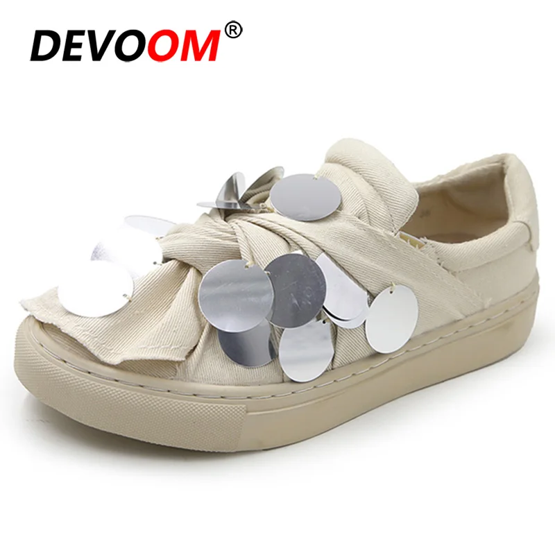 Classic Skateboard Shoes Woman New Brand Outdoor Casual Basket femme Sneakers Women Shoes Fashion Low-top Trainers Sport Shoes
Classic Skateboard Shoes Woman New Brand Outdoor Casual Basket femme Sneakers Women Shoes Fashion Low-top Trainers Sport Shoes