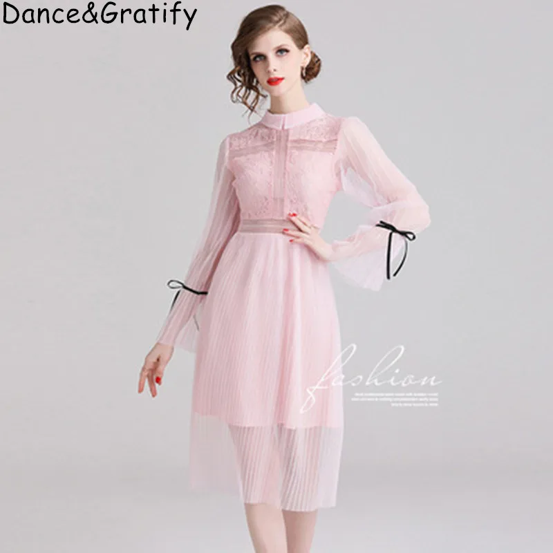 Fashion Sweet Girls Pink Lace Mesh Patchwork Pleated Dresses Women's Flare Sleeve Hollow Out Princess Party Dress
Fashion Sweet Girls Pink Lace Mesh Patchwork Pleated Dresses Women's Flare Sleeve Hollow Out Princess Party Dress