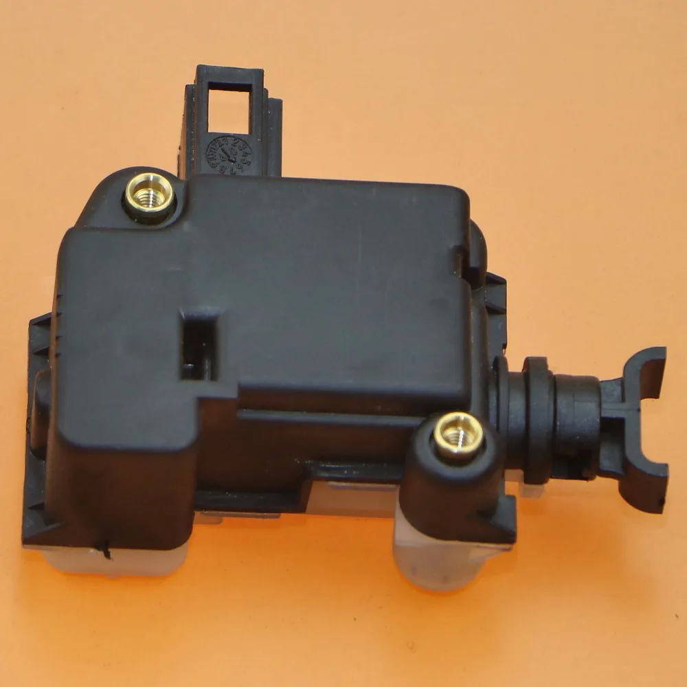1Pcs Car Bootlid Trunk Lid Electron Lock Servo Motor For VW Polo Passat B5 Jeeta Golf MK4 Touareg Beetle 3B0 959 781 3B0959781C
1Pcs Car Bootlid Trunk Lid Electron Lock Servo Motor For VW Polo Passat B5 Jeeta Golf MK4 Touareg Beetle 3B0 959 781 3B0959781C