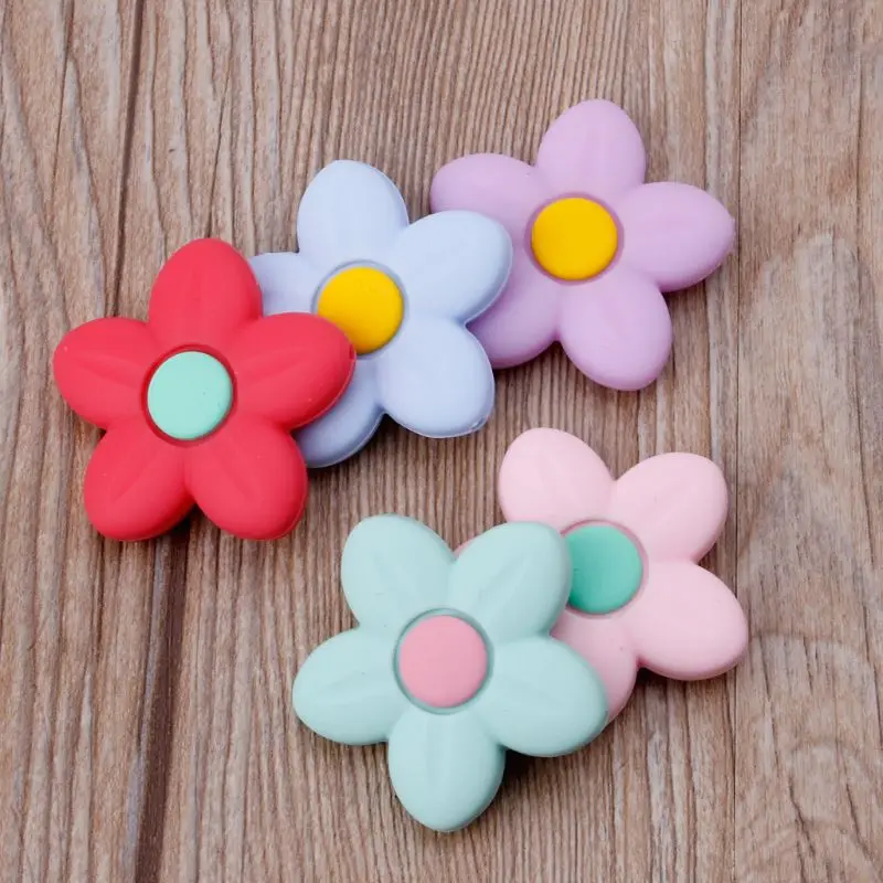 Baby Teether Flower Shape Silicone Beads Charm Teether Baby Teething Nursing Baby Oral Care Pendant For Pacifier Holder Necklace
Baby Teether Flower Shape Silicone Beads Charm Teether Baby Teething Nursing Baby Oral Care Pendant For Pacifier Holder Necklace