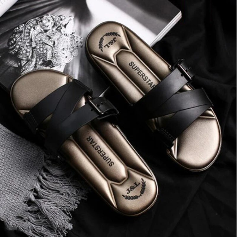 Men's Slippers Summer Men's Fashion Trends Wild Korean Casual Men's Slippers Outdoor Lightweight Comfortable Slip Beach Shoes
Men's Slippers Summer Men's Fashion Trends Wild Korean Casual Men's Slippers Outdoor Lightweight Comfortable Slip Beach Shoes