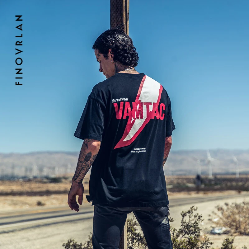 Hip Hop T Shirt Men Lightning print Charaters T-Shirts Harajuku Streetwear 2019 Spring Summer Tshirt Short Sleeve Tops Tees 
Hip Hop T Shirt Men Lightning print Charaters T-Shirts Harajuku Streetwear 2019 Spring Summer Tshirt Short Sleeve Tops Tees