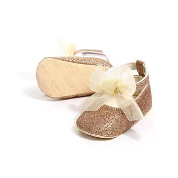 2020 hot Girls Princess Toddlers Soft Sole Lace Up Sequin Glitter Moccasins Baby Girl Shoes bow Infant First Walker 0-18 month
2020 hot Girls Princess Toddlers Soft Sole Lace Up Sequin Glitter Moccasins Baby Girl Shoes bow Infant First Walker 0-18 month