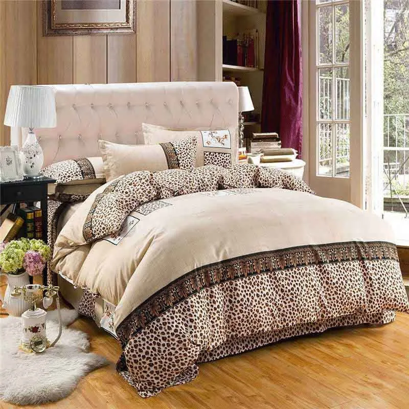 4pcs Bedding Set luxury Stripe Family Set Include Bed Sheet Duvet Cover Pillowcase Boy Room Decoration Bedspread Textile
4pcs Bedding Set luxury Stripe Family Set Include Bed Sheet Duvet Cover Pillowcase Boy Room Decoration Bedspread Textile