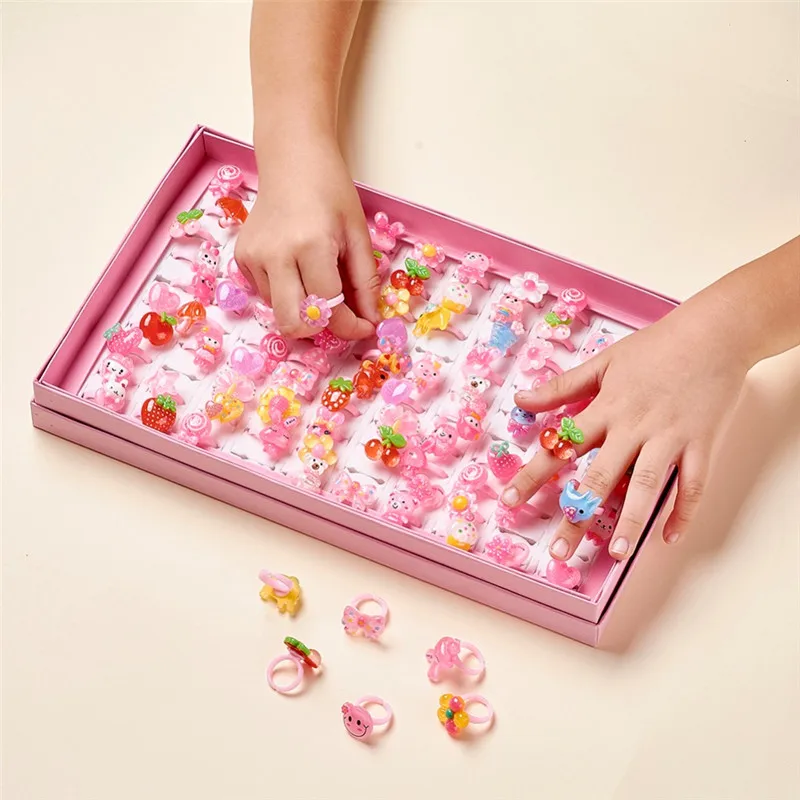 100pcs/box Mixed Color Cute Rings Children's Day Jewelry Plastic Kids Ring for Girls with Mixed Style Animal Fruit as Gifts F95
100pcs/box Mixed Color Cute Rings Children's Day Jewelry Plastic Kids Ring for Girls with Mixed Style Animal Fruit as Gifts F95