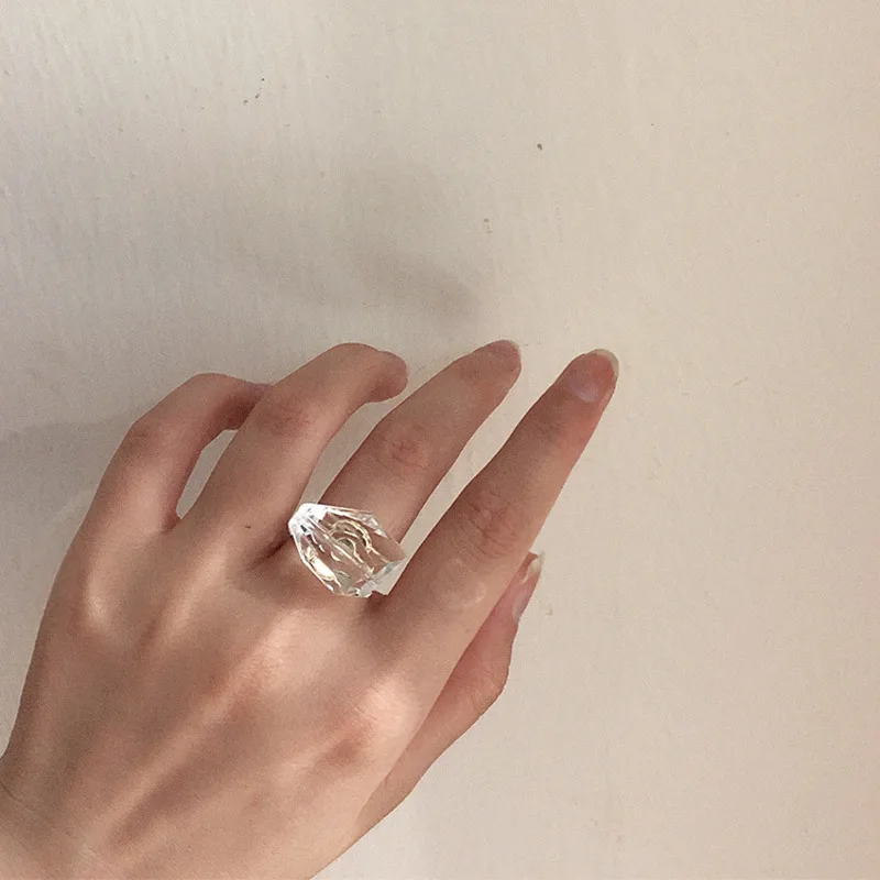 Korea Irregular Ruled Ring Transparent Large Crystal Ring Ring Opening Ring Fashion Female Ring 2019 Bohemian Baroque Jewelry
Korea Irregular Ruled Ring Transparent Large Crystal Ring Ring Opening Ring Fashion Female Ring 2019 Bohemian Baroque Jewelry