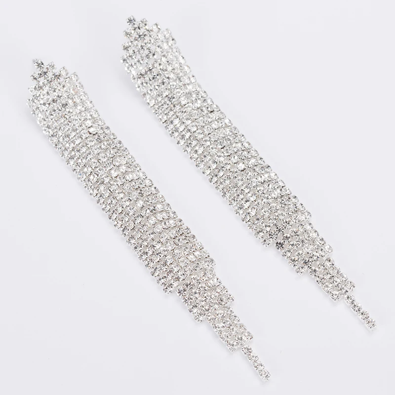 YFJEWE Top New Crystal Elegant Jewelry Summer Style Pendant Earrings for Women Gold and Silver Plated Wedding Accessories E449
YFJEWE Top New Crystal Elegant Jewelry Summer Style Pendant Earrings for Women Gold and Silver Plated Wedding Accessories E449