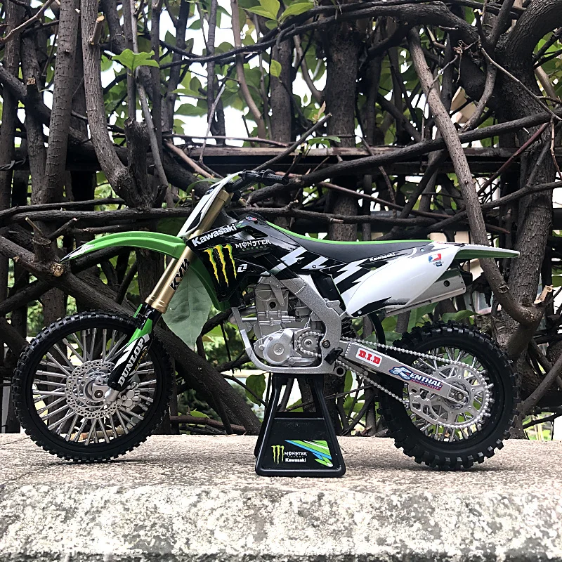 1/6 Collection Model of Exquisite Die Casting Metal Desktop for Off-road Motorcycle
1/6 Collection Model of Exquisite Die Casting Metal Desktop for Off-road Motorcycle