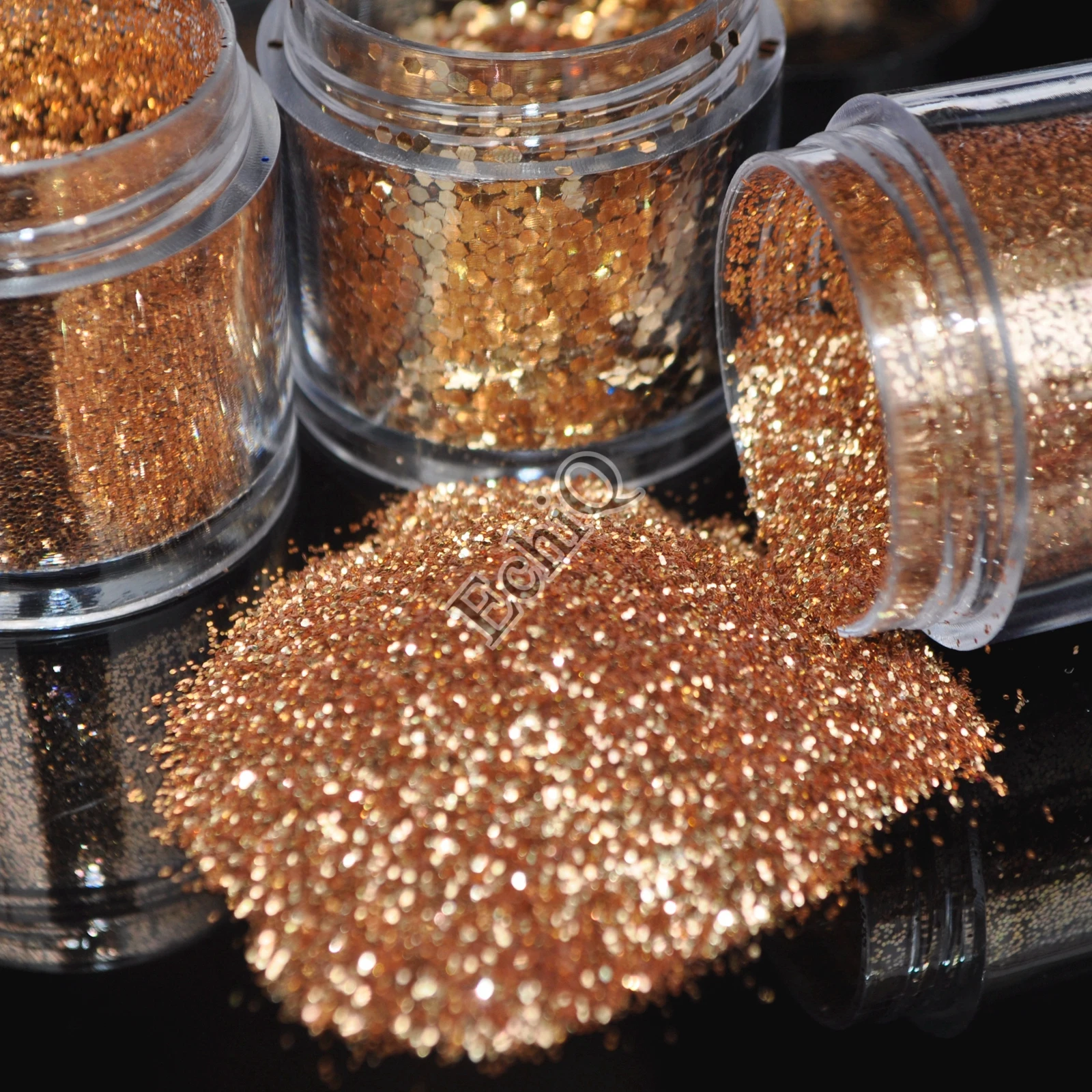 1 Jar Red Copper Dazzling Nail Glitter Powder Red Gold 3D Nail Polish Dust Tips UV Nail Art Decoration Hexagon Sequins
1 Jar Red Copper Dazzling Nail Glitter Powder Red Gold 3D Nail Polish Dust Tips UV Nail Art Decoration Hexagon Sequins