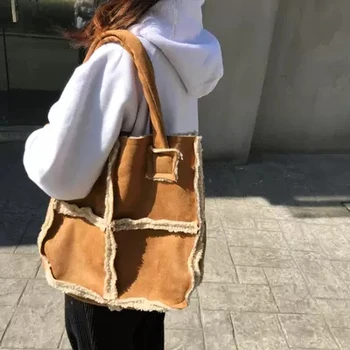 High quality suede lamb hair PU leather ladies fashion bag shoulder bag Messenger bag handbag large capacity ladies personality
High quality suede lamb hair PU leather ladies fashion bag shoulder bag Messenger bag handbag large capacity ladies personality