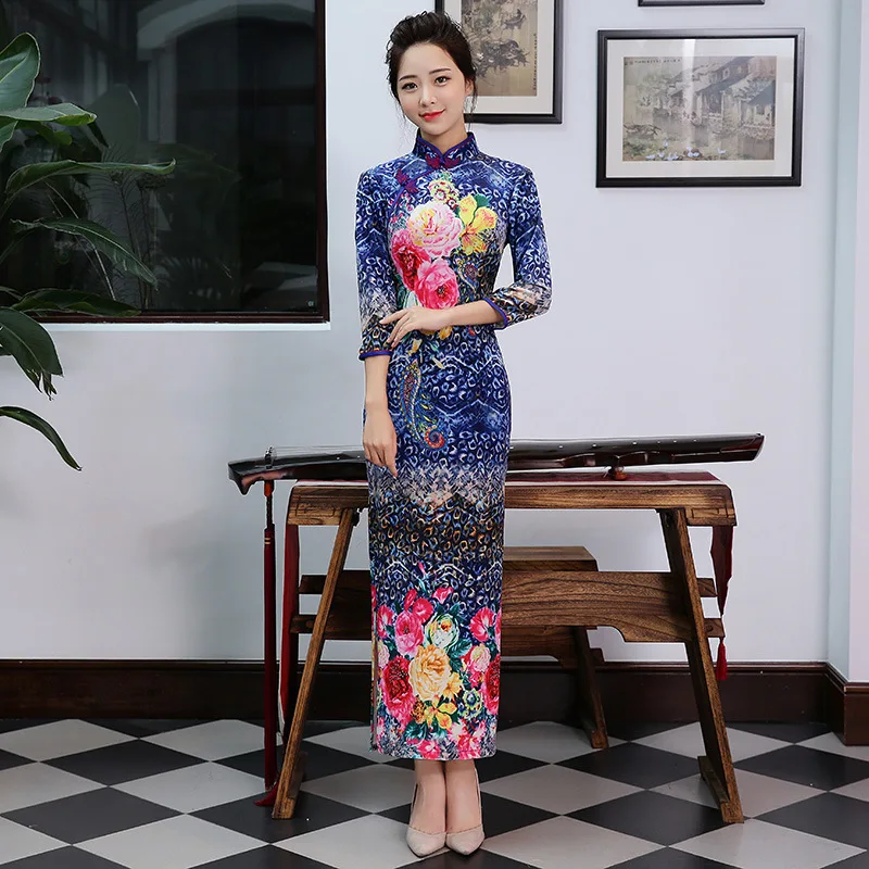 2018 Winter Blue Cheongsam Velvet Qipao Traditional Chinese Dress Women Party Dresses Oriental Collars Vestido Mujer Chino
2018 Winter Blue Cheongsam Velvet Qipao Traditional Chinese Dress Women Party Dresses Oriental Collars Vestido Mujer Chino