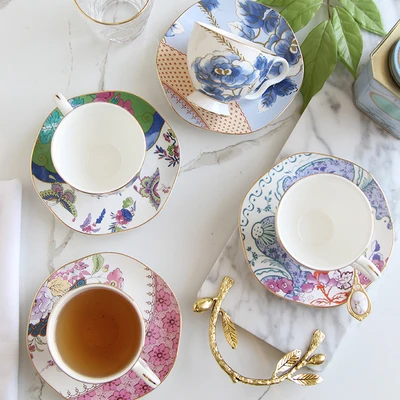 European Pastoral Flower English Afternoon Tea Bone China Coffee Cup Saucer Black Tea Cup Office Home Coffee Set Free Shipping 
European Pastoral Flower English Afternoon Tea Bone China Coffee Cup Saucer Black Tea Cup Office Home Coffee Set Free Shipping