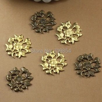 15mm flower shape filigree connector ----brass color/bronze color you can choose--200pcs
15mm flower shape filigree connector ----brass color/bronze color you can choose--200pcs