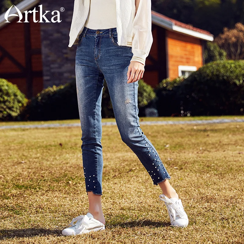 ARTKA Early Summer New Washes Pearl Rivet Leisure Ankle-length Female Pencil Jeans KN10183C
ARTKA Early Summer New Washes Pearl Rivet Leisure Ankle-length Female Pencil Jeans KN10183C