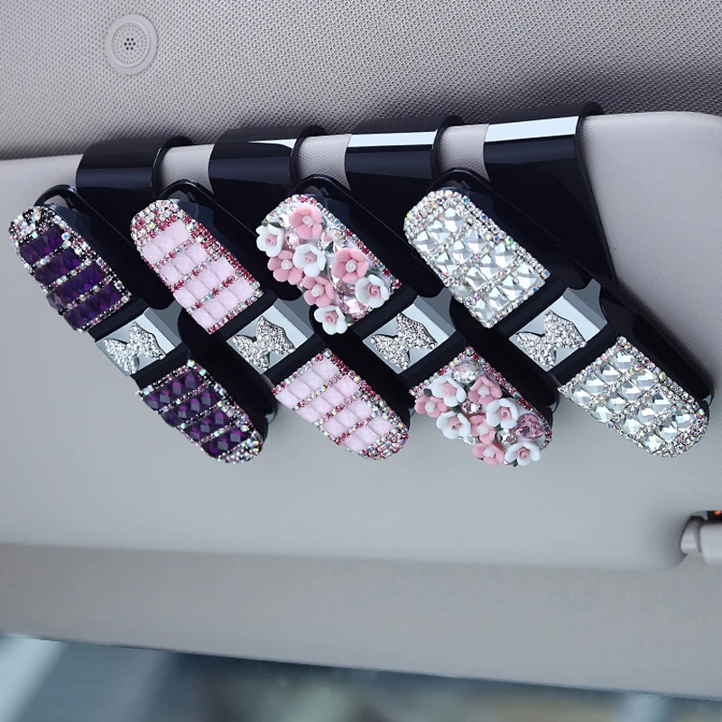Diamond Crystal Car Fastener Clip Sun Visor Sunglasses Fashion Women Rhinestones Car Glasses Decorative Card Ticket Clip Holder
Diamond Crystal Car Fastener Clip Sun Visor Sunglasses Fashion Women Rhinestones Car Glasses Decorative Card Ticket Clip Holder