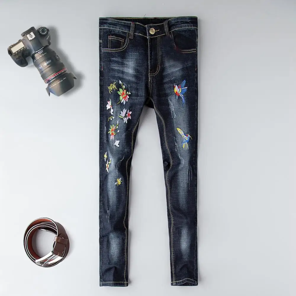 2019 High quality jeans men 3d embroidery floral fashion vintage men's denim trousers plus size 29-38 homme cotton full length
2019 High quality jeans men 3d embroidery floral fashion vintage men's denim trousers plus size 29-38 homme cotton full length