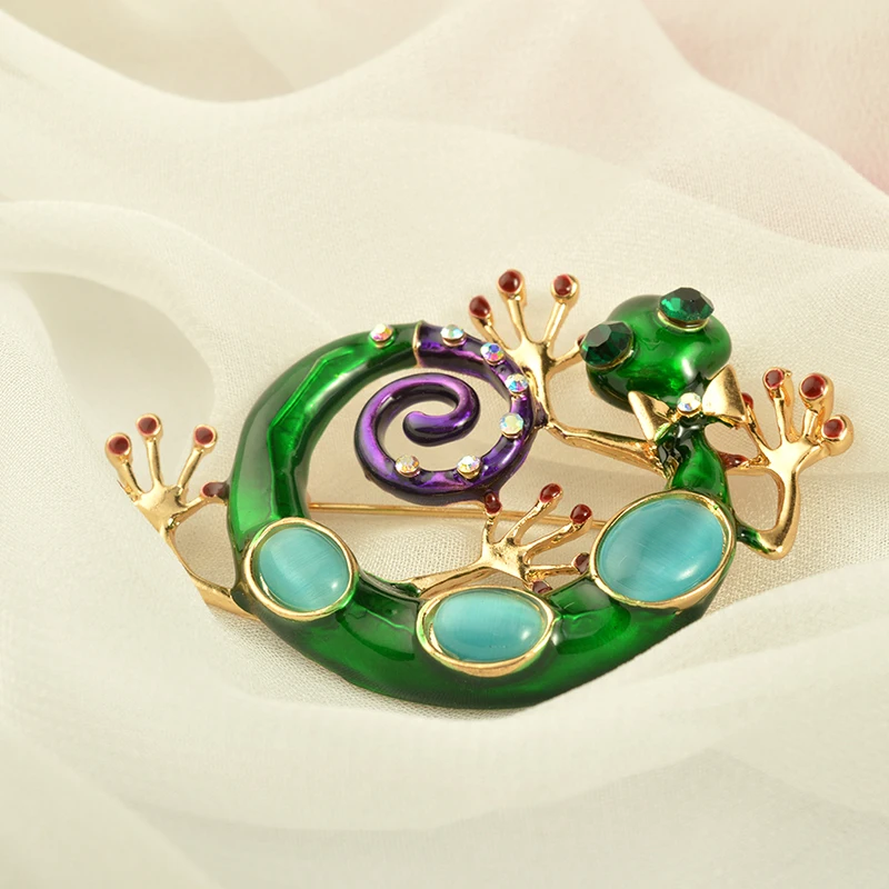MZC New Arrival Crystal Chameleon Brooches and Pins for Women Enamel Lizard Gecko Snake Broshes Lizard Broches Jewelry Accessory
MZC New Arrival Crystal Chameleon Brooches and Pins for Women Enamel Lizard Gecko Snake Broshes Lizard Broches Jewelry Accessory