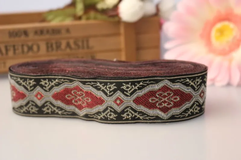8yards/lot wide 3cm Woven Jacquard Ribbon classical Geometric design red black for curtain and clothing accessory LS-1148
8yards/lot wide 3cm Woven Jacquard Ribbon classical Geometric design red black for curtain and clothing accessory LS-1148