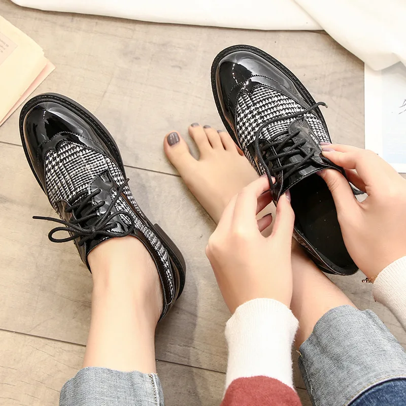 japanned leather plaid cross-tied oxford shoes woman creepers platform shoes female footware shoes retro leather derby shoes
japanned leather plaid cross-tied oxford shoes woman creepers platform shoes female footware shoes retro leather derby shoes