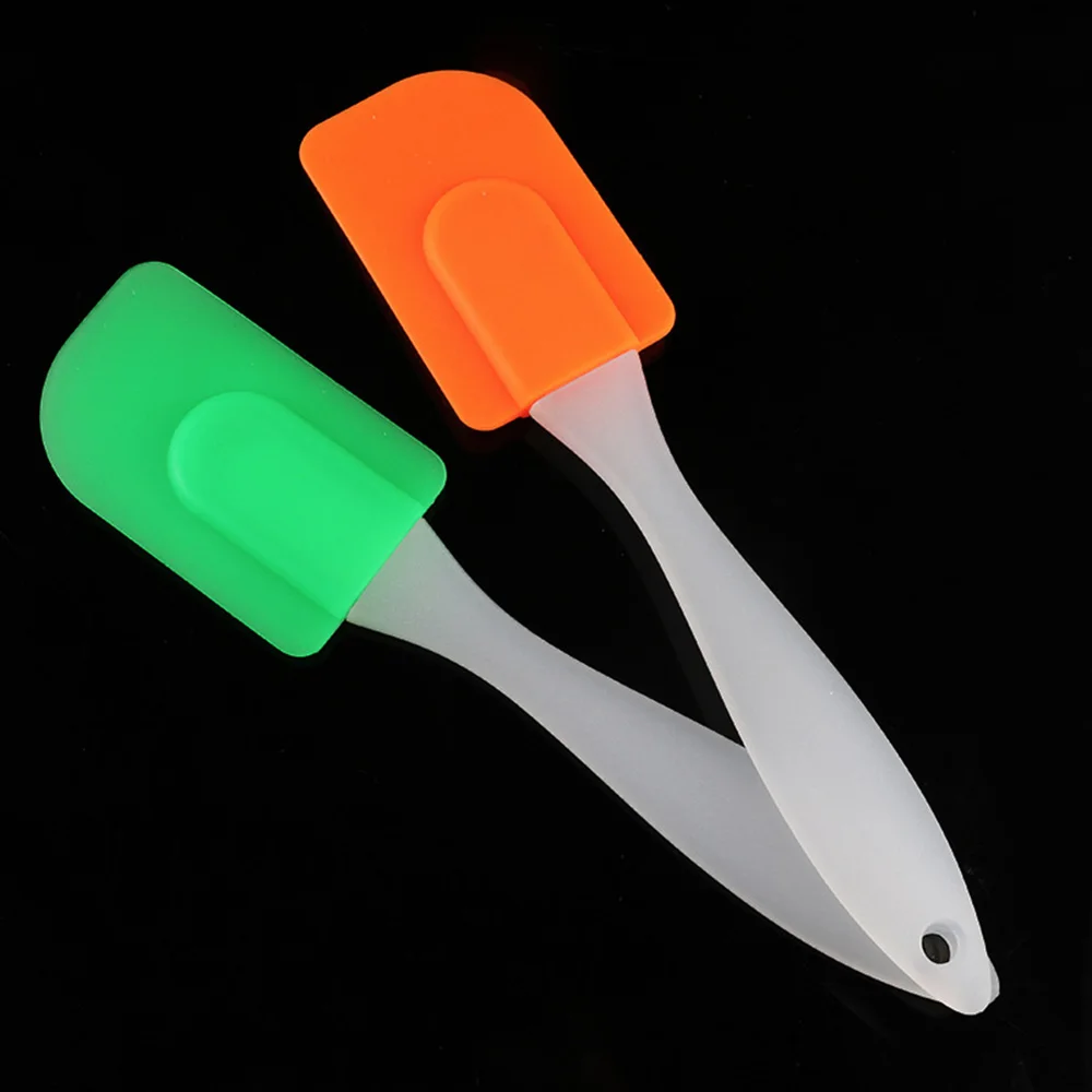 Kitchen Brushes Pastry Tools Silicone Spatula Baking Scraper Cream Butter Handled Cake Spatula Cooking Cake Brushes
Kitchen Brushes Pastry Tools Silicone Spatula Baking Scraper Cream Butter Handled Cake Spatula Cooking Cake Brushes