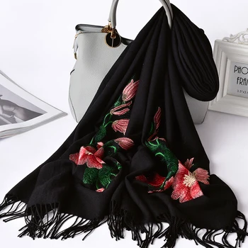 Women Flower Embroidery 100% Wool Scarf Solid Tassels Ladies Shawls Wraps Winter Warm Long Fine Sheep Wool Scarves 190x65cm
Women Flower Embroidery 100% Wool Scarf Solid Tassels Ladies Shawls Wraps Winter Warm Long Fine Sheep Wool Scarves 190x65cm