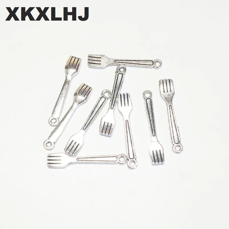 XKXLHJ 20pcs New Charms fork cooking kitchen 23*4.5mm Tibetan Silver Plated Pendants Antique Jewelry Making DIY Handmade Craft
XKXLHJ 20pcs New Charms fork cooking kitchen 23*4.5mm Tibetan Silver Plated Pendants Antique Jewelry Making DIY Handmade Craft