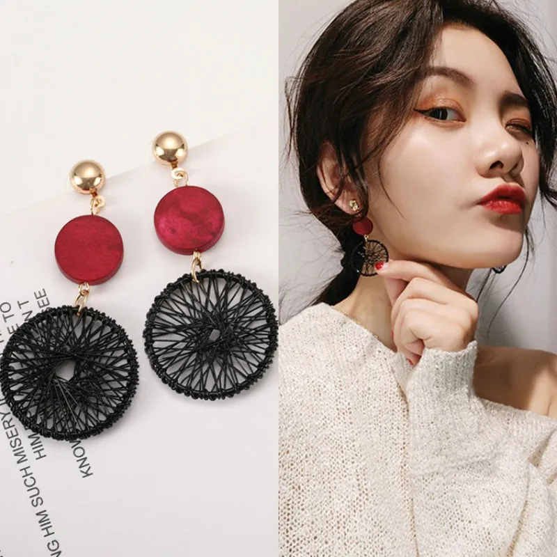 2018 new temperament personality wild wooden circle dream catcher earrings jewelry wholesale
2018 new temperament personality wild wooden circle dream catcher earrings jewelry wholesale