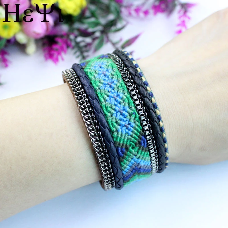 Latest Design Handmade Single-layer Vintage Chain Leather Bracelet Bracelet with Velvety Velvet-covered Magnetic Clasp Bangle
Latest Design Handmade Single-layer Vintage Chain Leather Bracelet Bracelet with Velvety Velvet-covered Magnetic Clasp Bangle