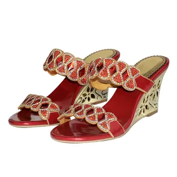 Summer New Women's Wedge High-heeled Slippers High-end Sandals Rhinestones Women's Diamond Sandals Roman High-heeled Large-size
Summer New Women's Wedge High-heeled Slippers High-end Sandals Rhinestones Women's Diamond Sandals Roman High-heeled Large-size