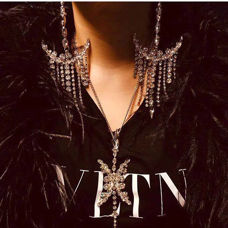 Boutique Shiny Rhinestone Geometric Big Dangle Earrings For Women Fashion Jewelry Fashion Show Statement Earrings Accessories
Boutique Shiny Rhinestone Geometric Big Dangle Earrings For Women Fashion Jewelry Fashion Show Statement Earrings Accessories