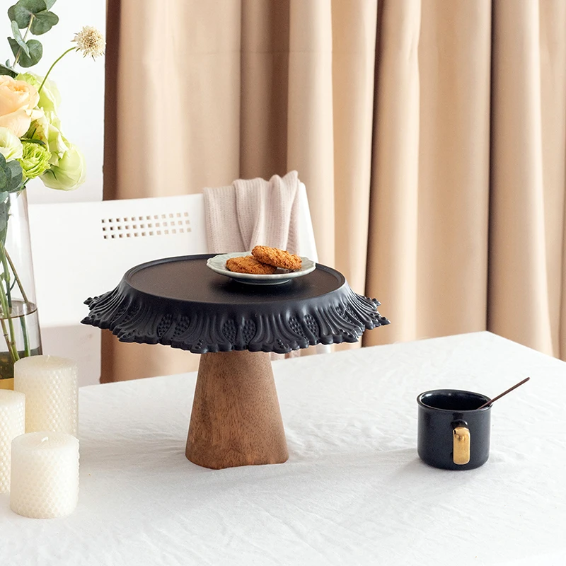 SWEETGO Vintage cake stand carving black top cake plate home decorations cake tools bread food fruit
SWEETGO Vintage cake stand carving black top cake plate home decorations cake tools bread food fruit
