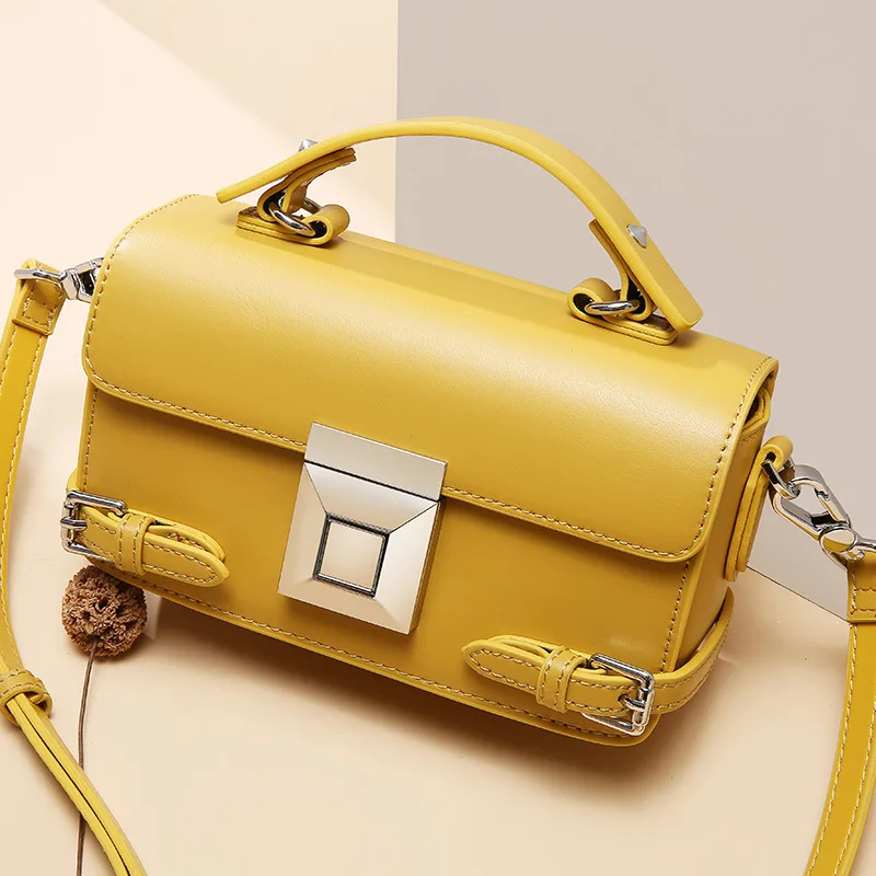 Luxury Realer Genuine Leather Bag For Women 2019 Ladies Shoulder Box Bags Belt Messenger Bag
Luxury Realer Genuine Leather Bag For Women 2019 Ladies Shoulder Box Bags Belt Messenger Bag