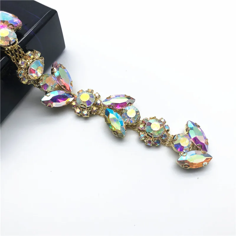 30CM Gold AB Sunflowers Leaves Crystal Rhinestone Chain Trim for DIY Clothes Accessory Dress Belts Headpiece Jewelry Making
30CM Gold AB Sunflowers Leaves Crystal Rhinestone Chain Trim for DIY Clothes Accessory Dress Belts Headpiece Jewelry Making