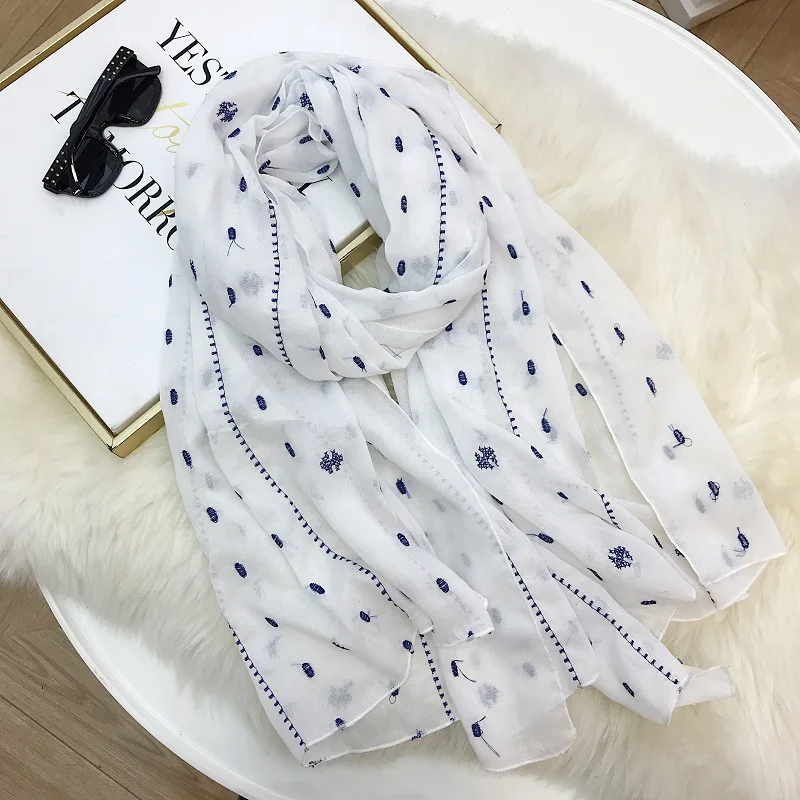 2019 New Fashion Geometry Embroidery Scarves Shawls Cotton Viscose Geometric Wrap Hijab Lady Scarf 6 Color Free Shipping
2019 New Fashion Geometry Embroidery Scarves Shawls Cotton Viscose Geometric Wrap Hijab Lady Scarf 6 Color Free Shipping