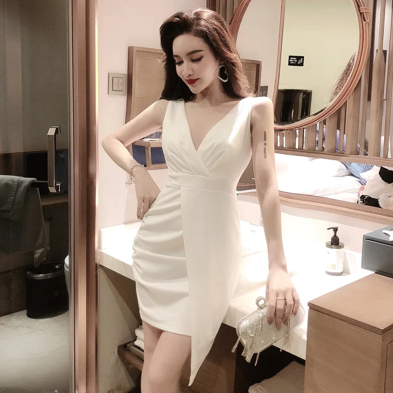 Party Dress Women V Neck Sleeveless Sexy New Temperament Night Club Women's Solid Color Low-cut Tight-fitting Hip Dress 9136
Party Dress Women V Neck Sleeveless Sexy New Temperament Night Club Women's Solid Color Low-cut Tight-fitting Hip Dress 9136