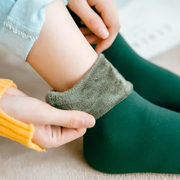 Winter Warmer Women Thicken Thermal Wool Cashmere Snow Socks Seamless Velvet Boots Floor Sleeping Socks for Mens
Winter Warmer Women Thicken Thermal Wool Cashmere Snow Socks Seamless Velvet Boots Floor Sleeping Socks for Mens