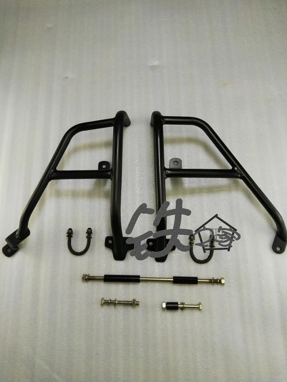 Versys650 KLE650 07-14 Engine Guards Bumper Buffer Highway Crash Bars Frame Protector for Kawasaki VERSYS KLE 650 2007 - 2014
Versys650 KLE650 07-14 Engine Guards Bumper Buffer Highway Crash Bars Frame Protector for Kawasaki VERSYS KLE 650 2007 - 2014
